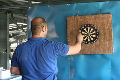 مسابقات دارت آذرگرما